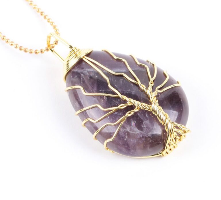 Collier pierre protectrice